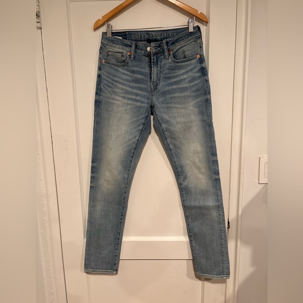 American Eagle 29x32 Men's Light Blue Athletic Skinny Jeans